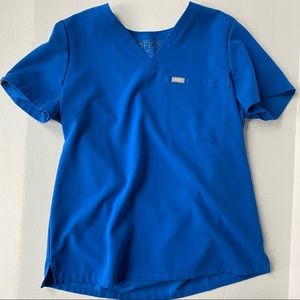 FIGS Catarina Scrub Top